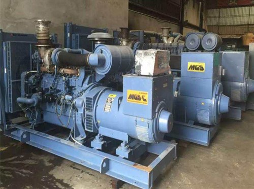 柳林发电机组带负载降电压是什么原因照成的？