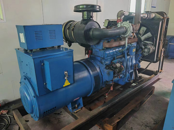 柳林100kW柴油发电机组使用多级机油有哪些优缺点？